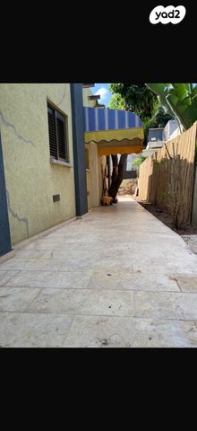 דירת גן, שבט 4, עזרא, הארגזים, תל אביב יפו