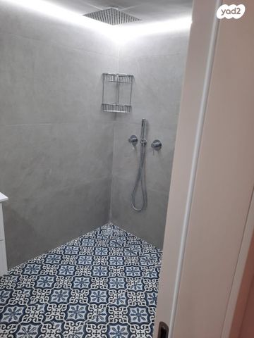 דירה, מסילת ישרים 7, מחנה יהודה - לב העיר, ירושלים