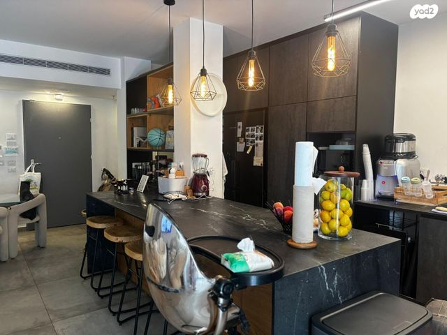 דירת גן, אבן עזרא 38, מרכז, הרצליה