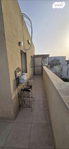 גג/ פנטהאוז, ניצנה 6, ניצנה, בת ים