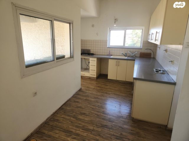 דירה, התאנה 12, בלפוריה, בלפוריה