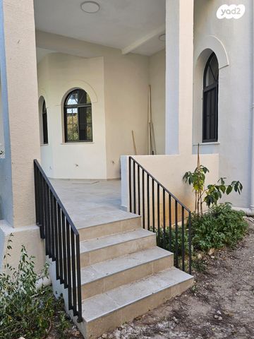 דירה, מגידו 12, מרכז הכרמל, חיפה