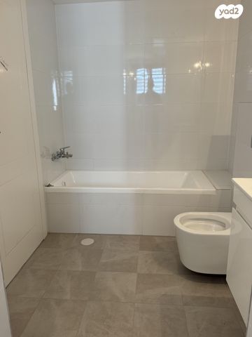 דירה, ש"י עגנון 1, שיכון רסקו, קרית אונו