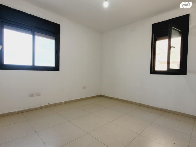 דירה, נווה שאנן 23, רובע ה', אריאל