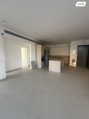 דירה, הניצנים 4, מרכז, הרצליה