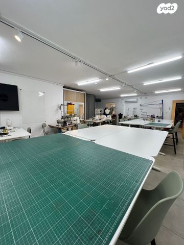 משרדים, הנצי"ב 44, מונטיפיורי, הרכבת, תל אביב יפו