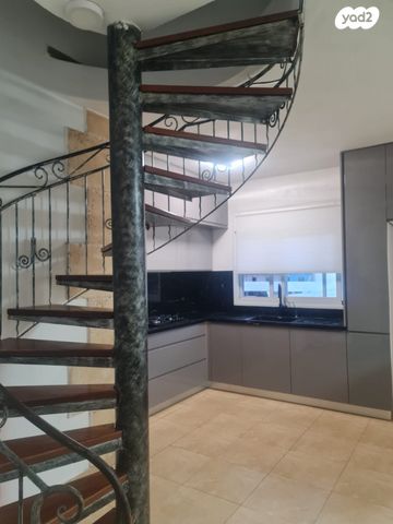 גג/ פנטהאוז, אביר יעקב, תל חנן, נשר