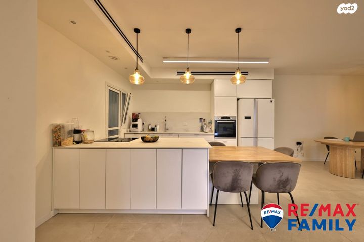 דירת גן, נעמי שמר 2, נאות אפק, אפקה, קרית ביאליק