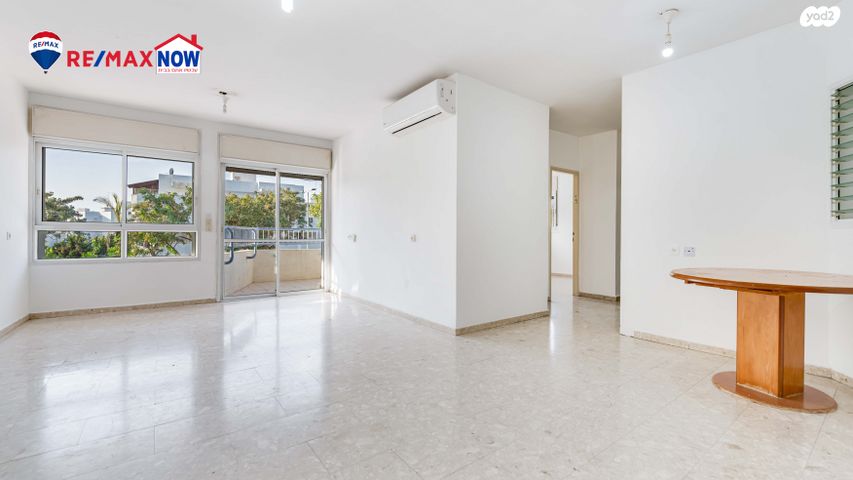 דירה, הדגן 17, קרית כרמים, ראשון לציון