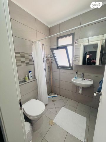 דירה, נשר, ערד