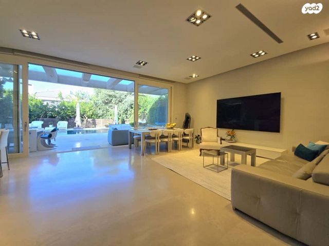 בית פרטי/ קוטג', נווה דוד רמז, רעננה