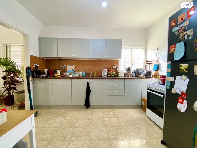 דירה, הרא"ז, א' / צפון מזרח העיר, רחובות