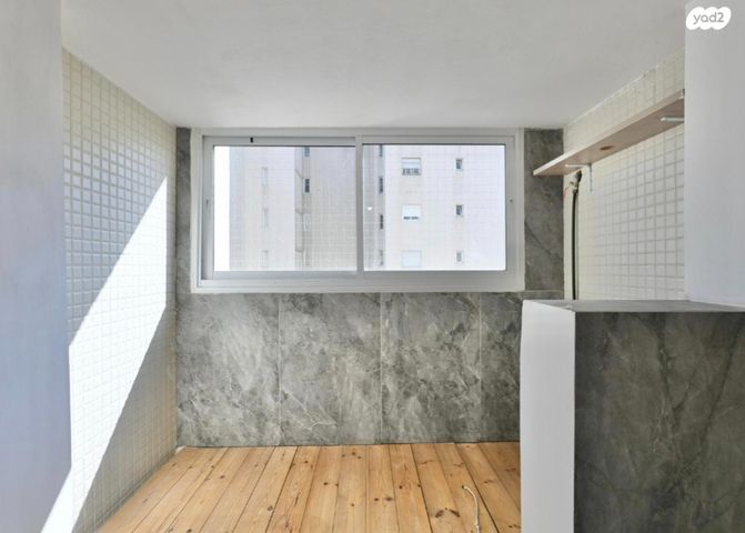 דירה, הצופים, נעורים, ראשון לציון