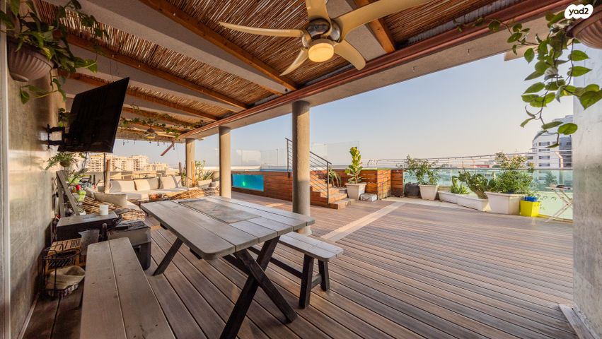 גג/ פנטהאוז, מגדיאל, הוד השרון