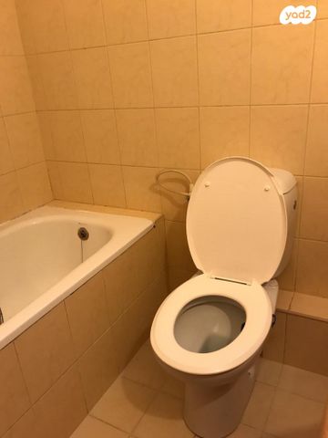 דירה, מעגל השלום, קרית חתני פרס נובל, ראשון לציון