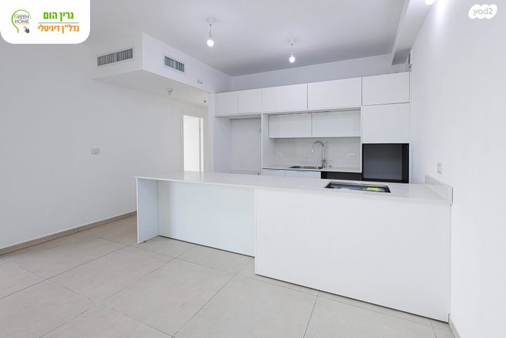 אמנון ליפקין שחק 