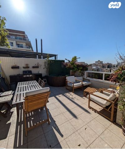 גג/ פנטהאוז, דונש, רמת גן