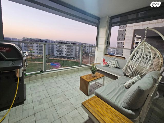 דירה, משה לוי 16, נאות שמיר, רמלה