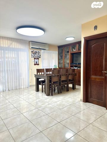 בית פרטי/ קוטג', זלמן ארן 32, שכונה י"א, באר שבע