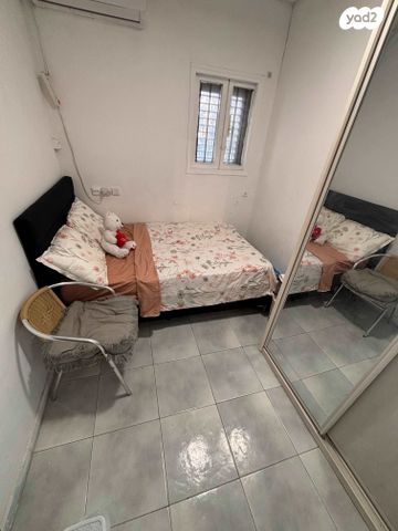 דירה, דוד וולפסון, רמז, מערב ותיק, ראשון לציון