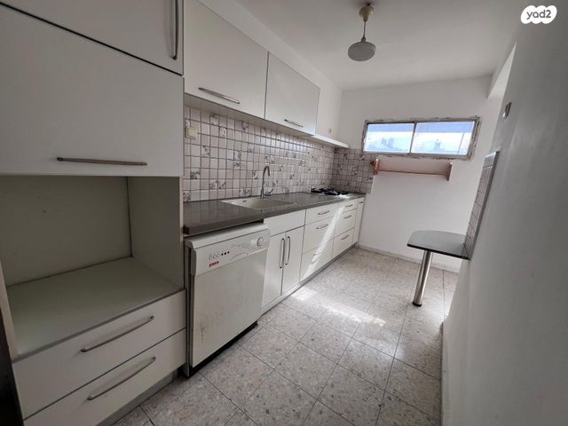 דירה, הצבי 95, שכונה ה', באר שבע