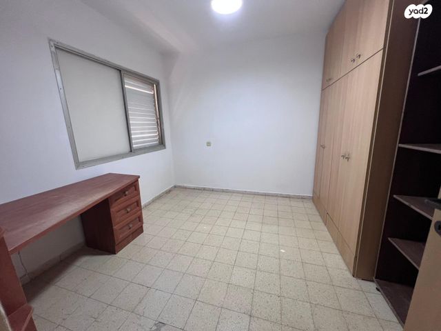 דירה, הצבי 95, שכונה ה', באר שבע