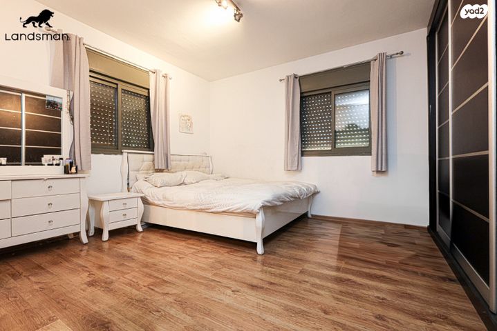 דירה, הגולן 9, קרית השרון, נתניה