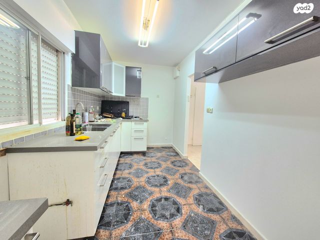 דירת גן, אליקים המלך, רובע י"ג, אשדוד