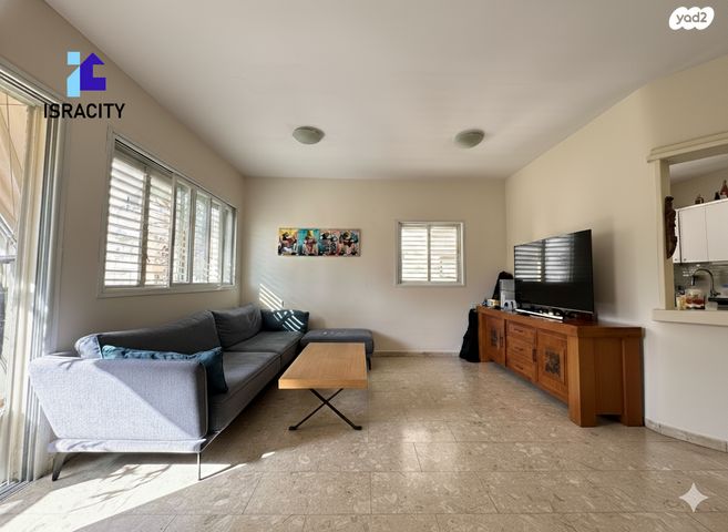 דירה, עלומים, אזור הבילויים, רמת גן