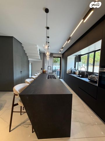 בית פרטי/ קוטג', יאיר רוזנבלום, קרית אילון, חולון