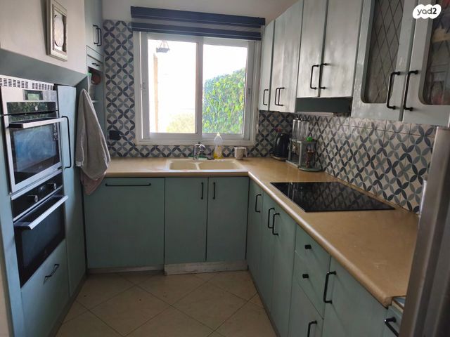 גג/ פנטהאוז, דונש, רמת גן