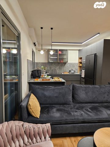 דירה, אסירי ציון, מגדיאל, הוד השרון