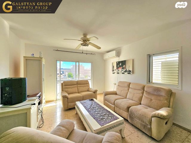 טריפלקס, שמידט 8, רח' הנשיא צפון, חדרה