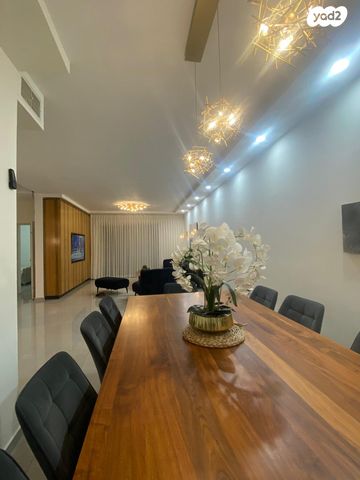 בית פרטי/ קוטג', בת הדר