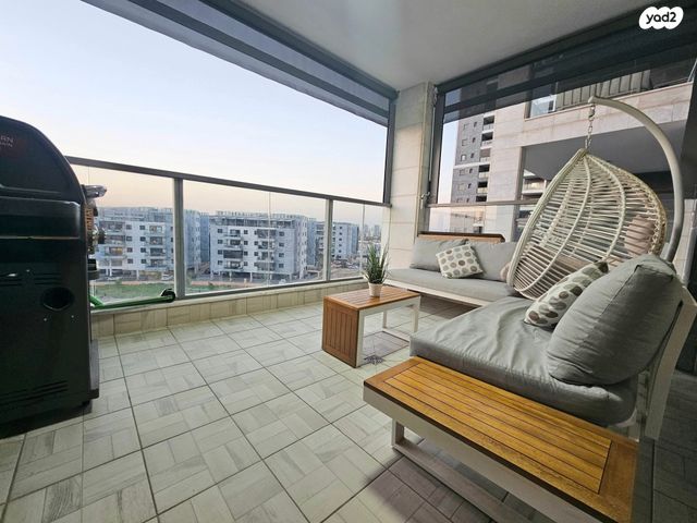 דירה, משה לוי 16, נאות שמיר, רמלה