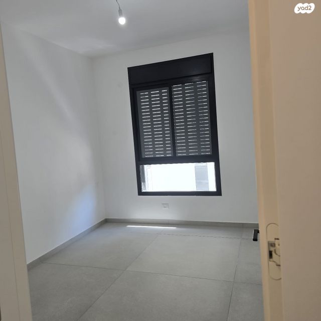 דירה, אלון, רמת השרון