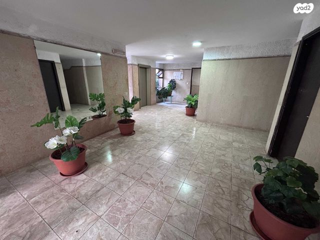 דירה, רבקה גובר 3, ראשונים, כפר סבא