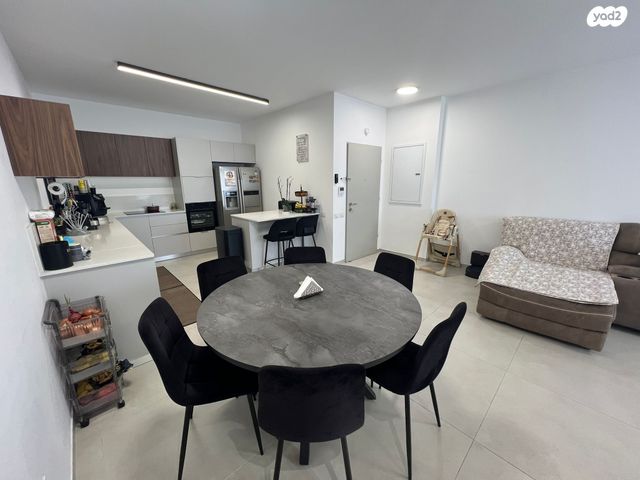 דירה, אריאל שרון, נווה שרון / שער העיר, נתיבות