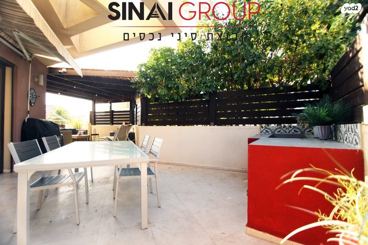 דו משפחתי, אצ"ג, נתניה