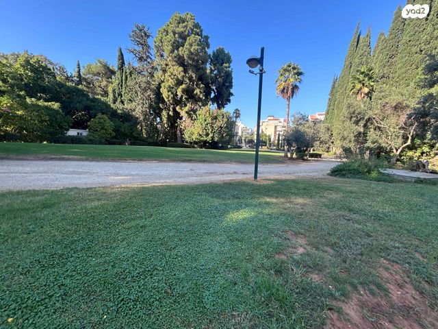 דירה, רבקה גובר 3, ראשונים, כפר סבא