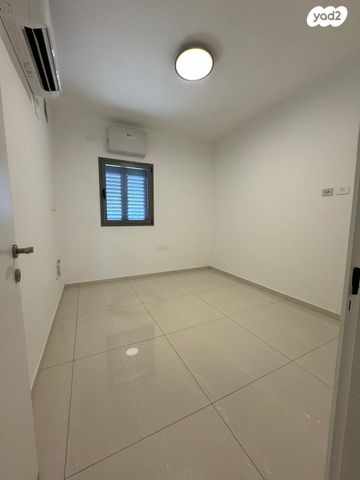 דירה, הרצליה ב', הרצליה