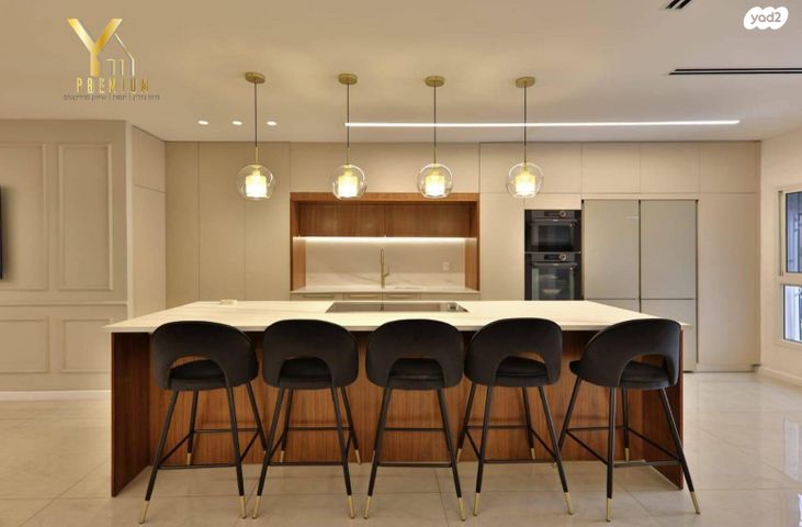 דירת גן, הרב עוזיאל, מוצקין הותיקה, קרית מוצקין