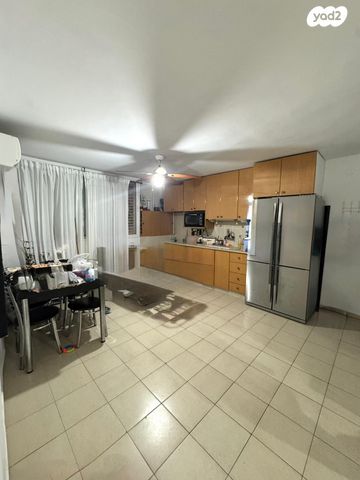 דירה, צה"ל 4, גיורא, רמלה