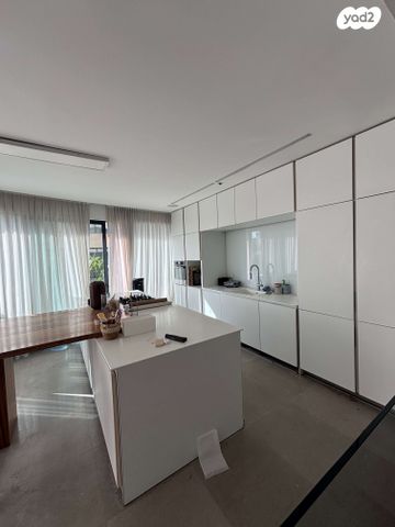 דירת גן, יוניצמן, גלילות, תל אביב יפו