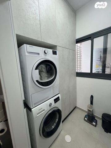 דירה, אריאל שרון, נווה שרון / שער העיר, נתיבות