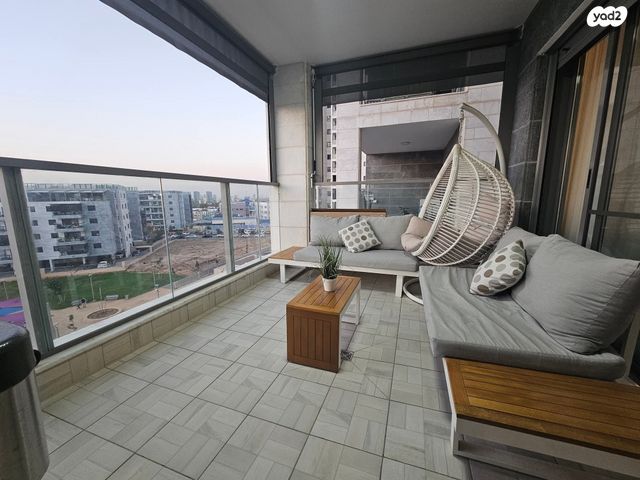 דירה, משה לוי 16, נאות שמיר, רמלה