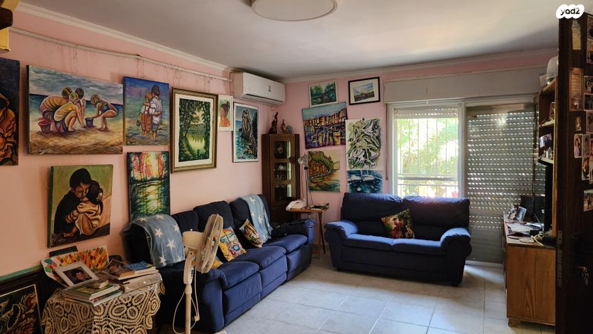 דו משפחתי, קרני שומרון