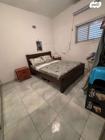 דירה, דוד וולפסון, רמז, מערב ותיק, ראשון לציון