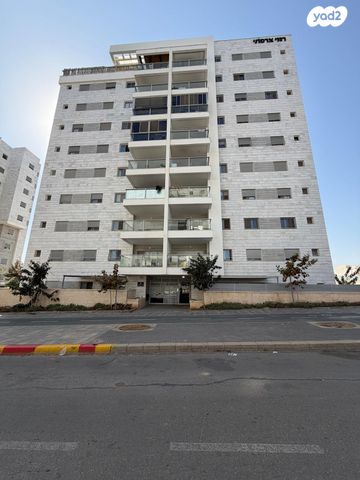 נווה שרון / שער העיר