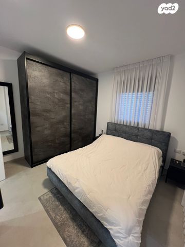 דירה, אריאל שרון, נווה שרון / שער העיר, נתיבות